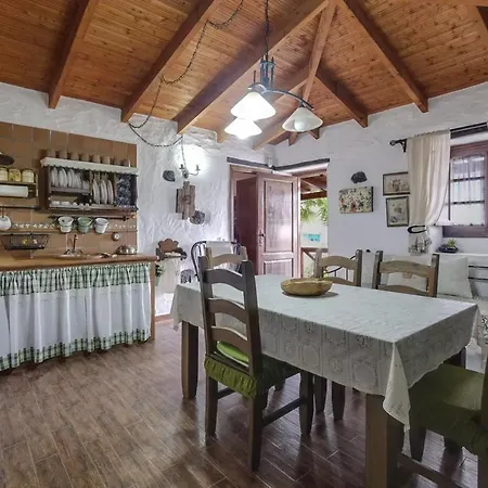 Casa Olympia, Apartment Tamaimo